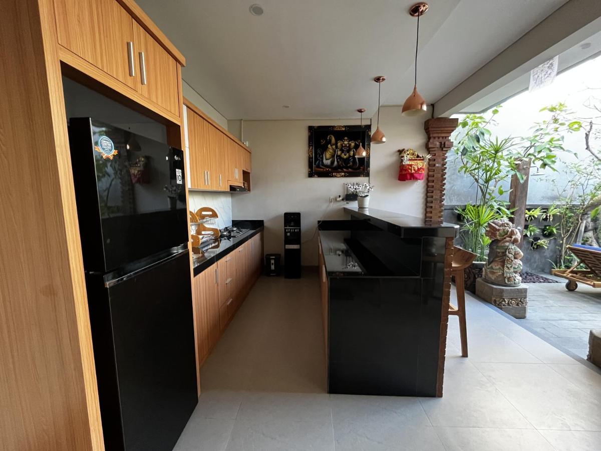 Cecillia Guesthouse Canggu Eksteriør billede